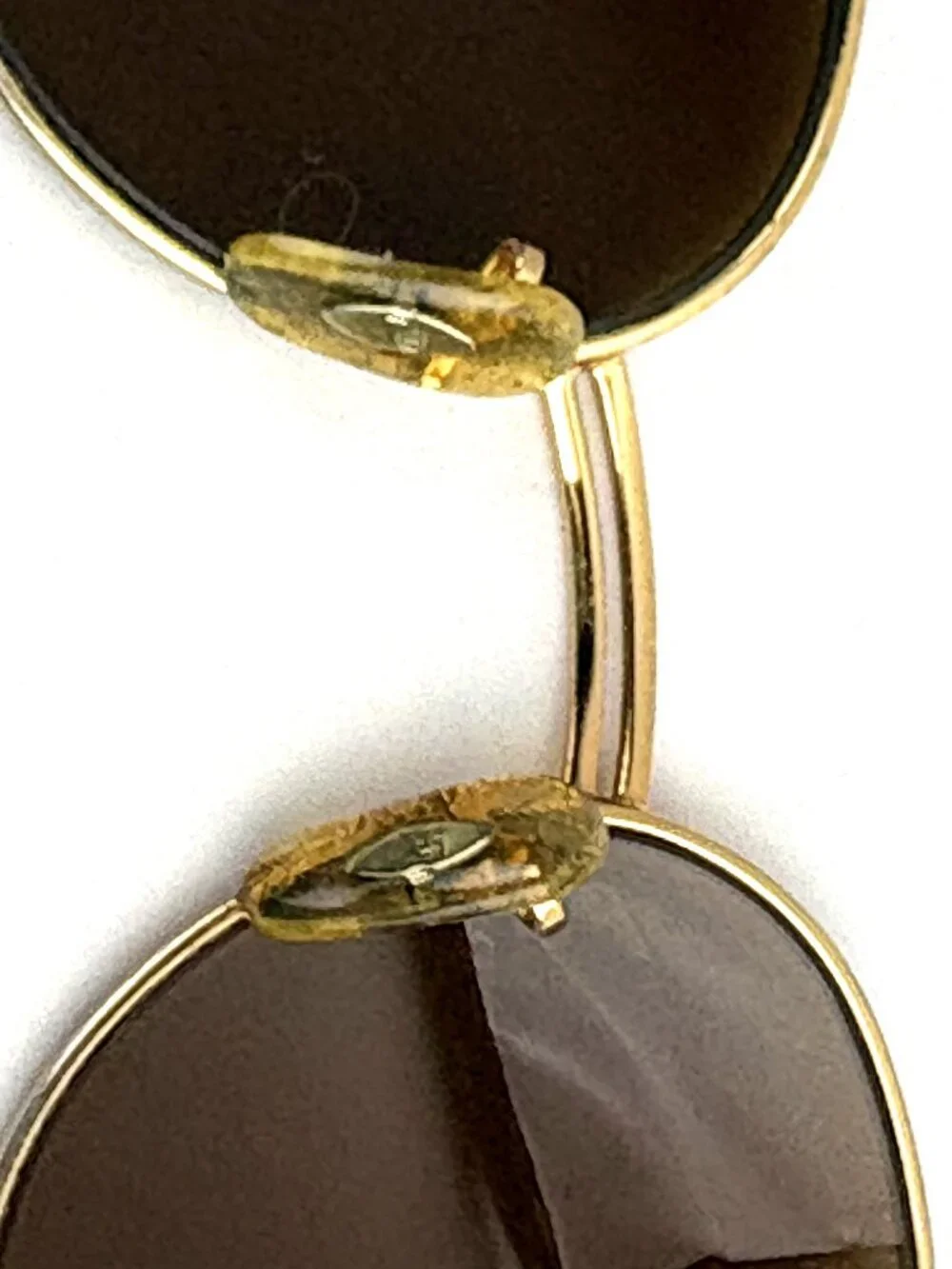 Authentic 90s Ray-Ban B&L Gold-Plated Wire Frame Sunglasses – Retro Oval